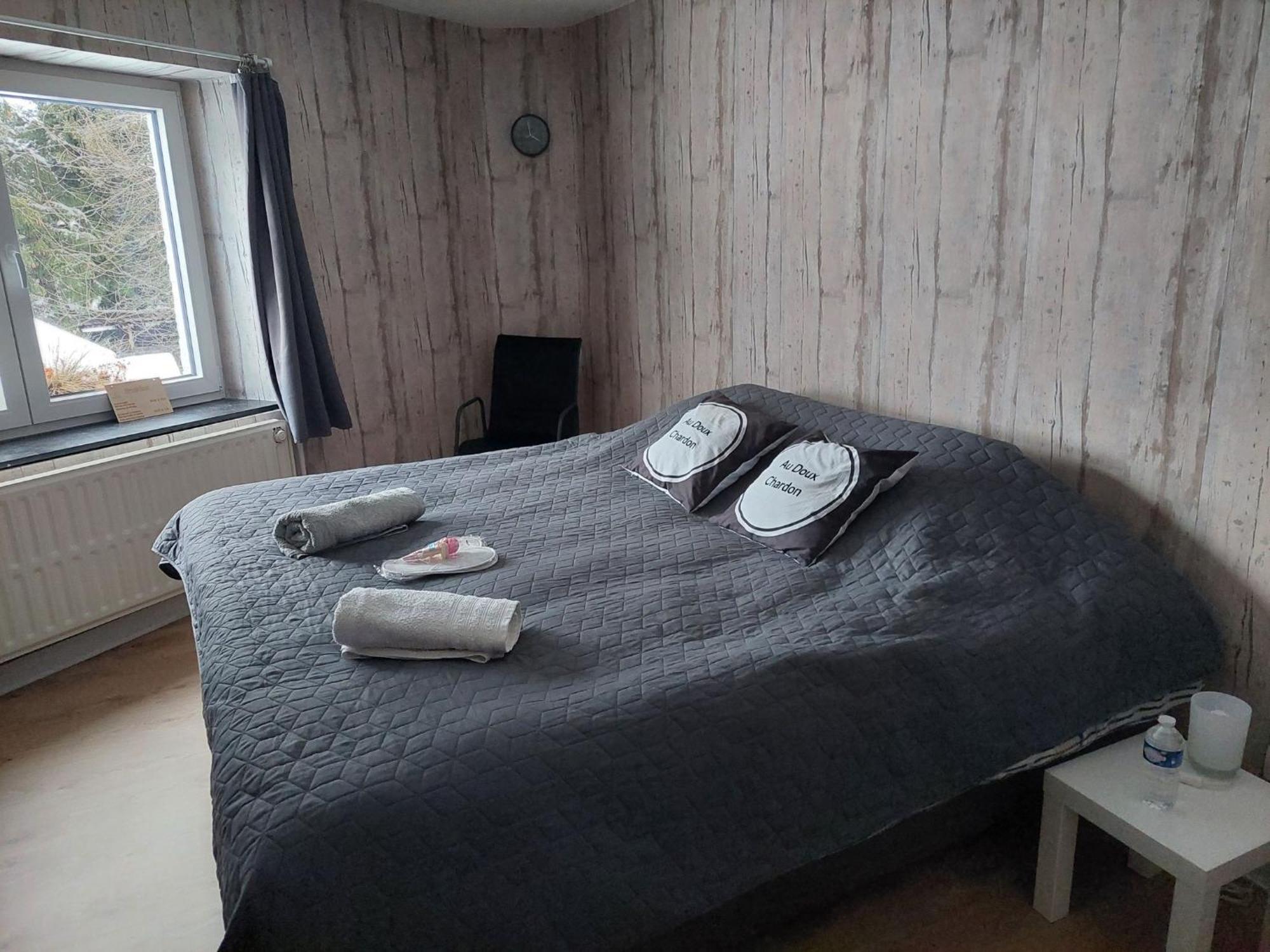 Au Doux Chardon Bed & Breakfast Durbuy Exterior foto
