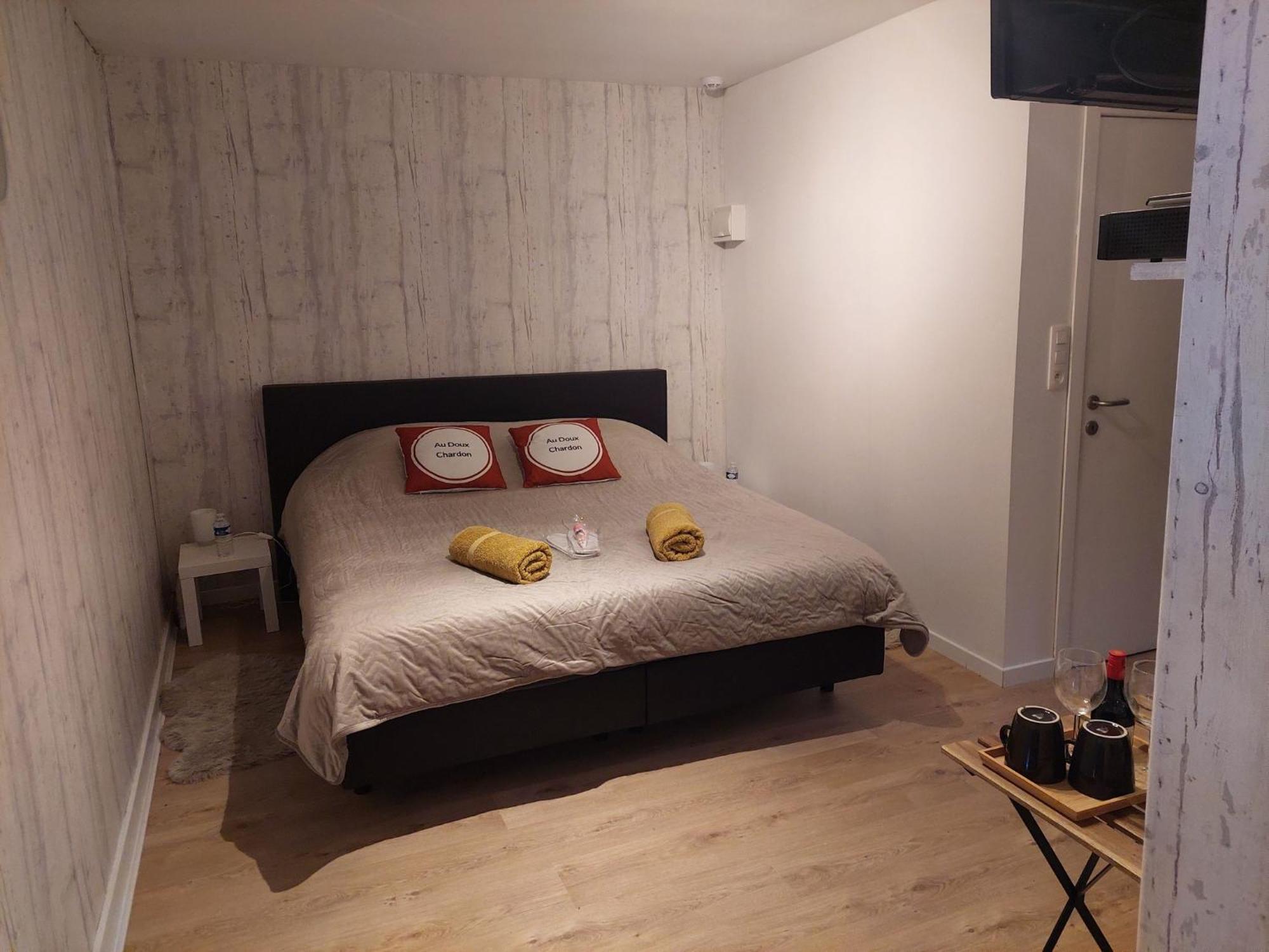 Au Doux Chardon Bed & Breakfast Durbuy Exterior foto